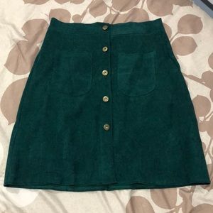 {NWOT} • ROMWE Emerald Green Skirt 💚